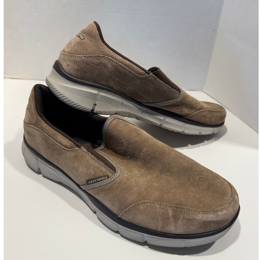 Skechers Equalizer 3.0 Suede Slip On Memory Foam Shoes 11.5 Brown Good condition